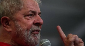 Defesa de Lula entrega ao STF parecer contra prisão após segunda instância